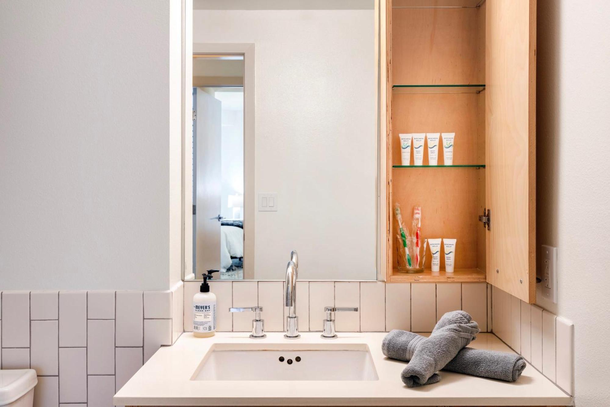 Lavish 2br Flat In The Heart Of West Hollywood Appartamento Los Angeles