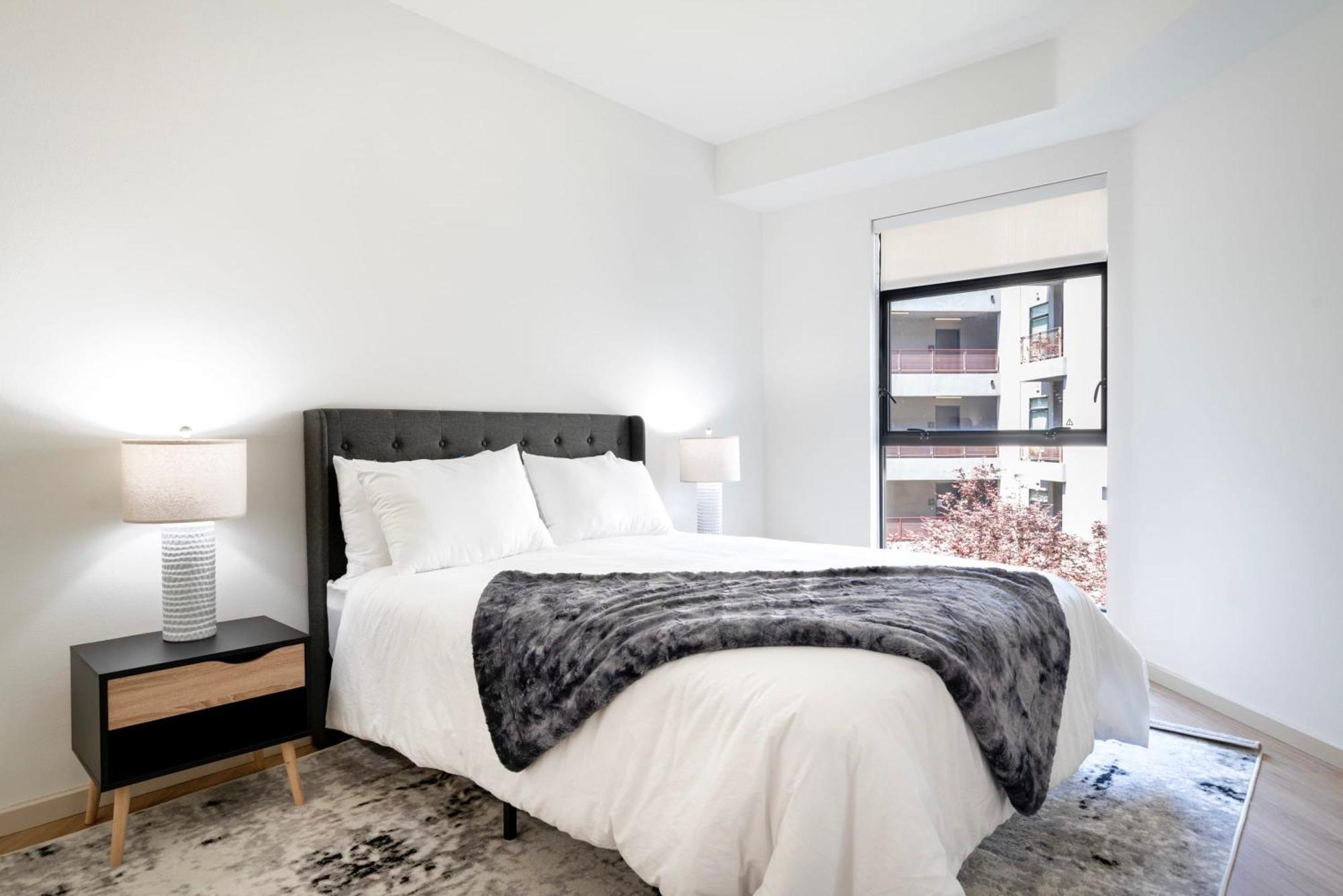 Appartamento Lavish 2br Flat In The Heart Of West Hollywood *